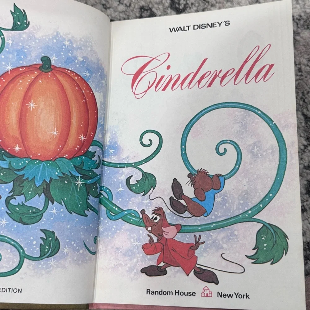 Walt Disney's ‘Cinderella’ part of the Disney's Wonderful World of Reading Books